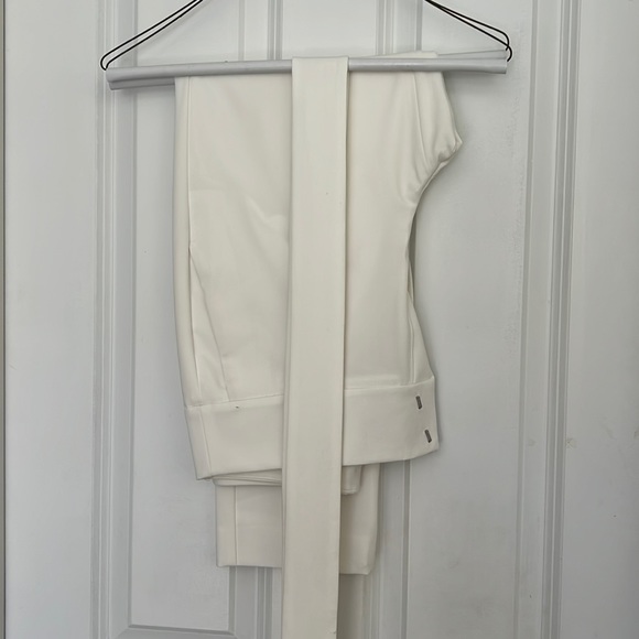 White DKNY paperbag pants - Picture 2 of 3